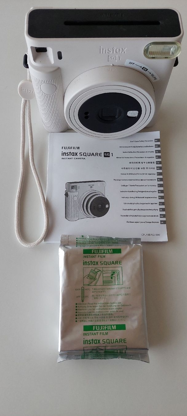 Fujifilm Fotocamera: Fujifilm Instax Square SQ1 instant Camera – Usato da Rothenburg venduto da Schomi3