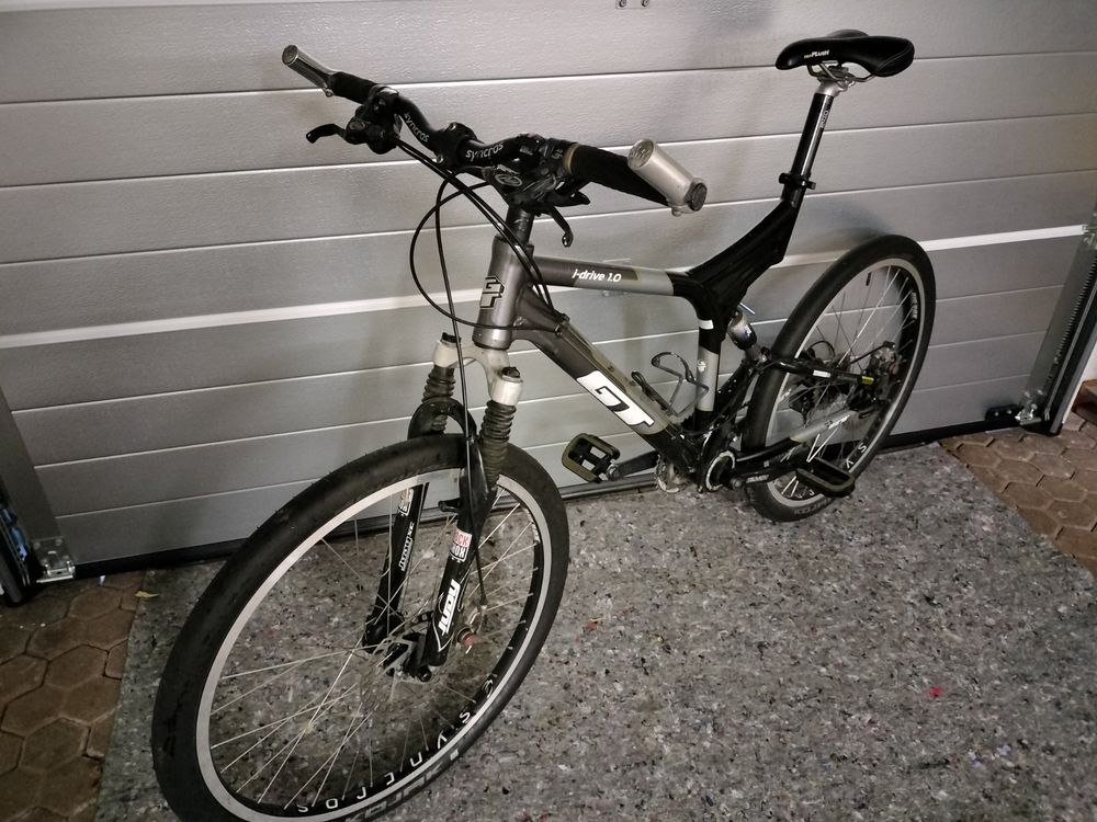 giant 4.0 mountain bike