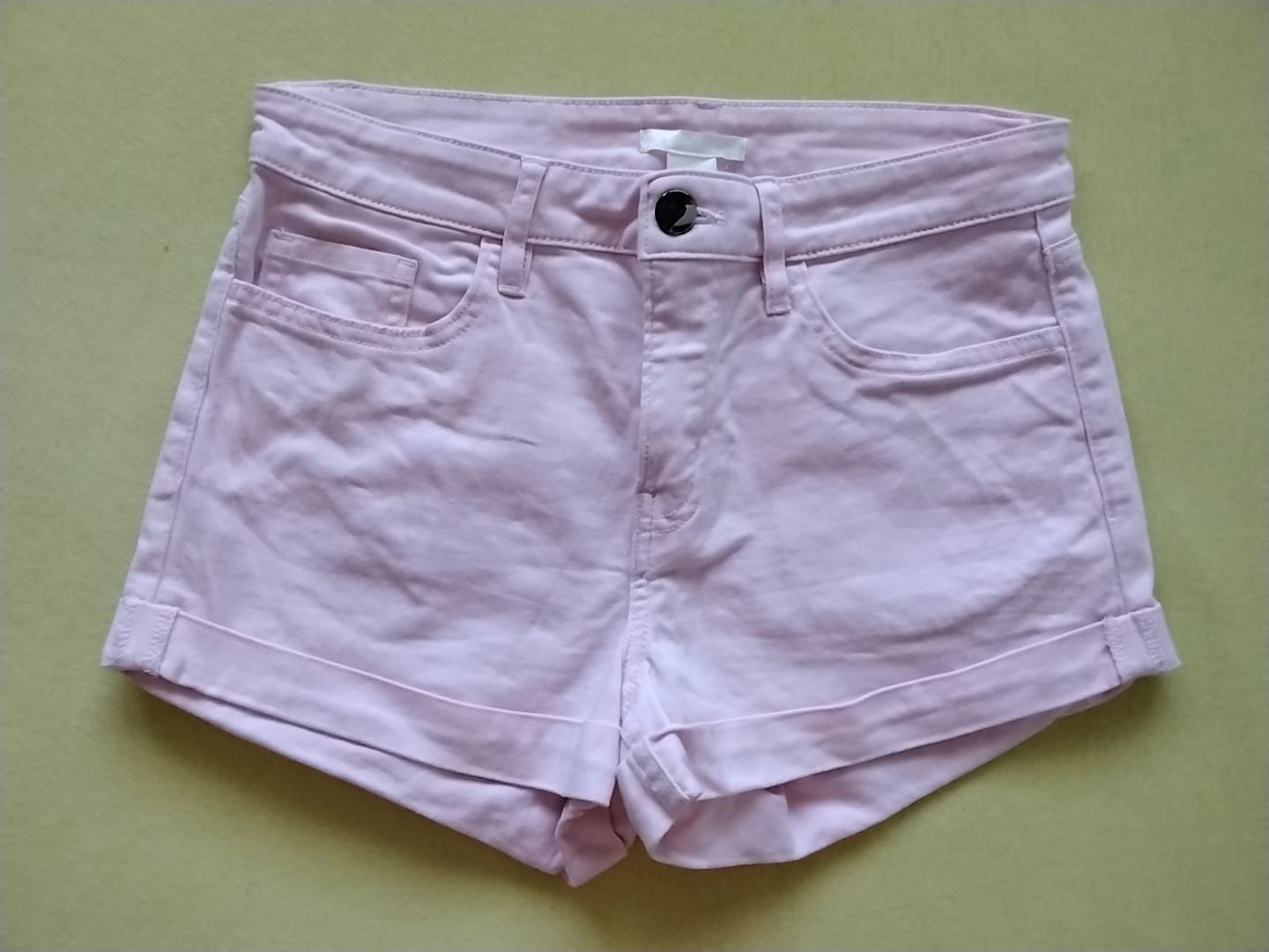 H&M Pantaloni: Shorts Gr. 34 – Usato da Balterswil venduto da Meerdeern