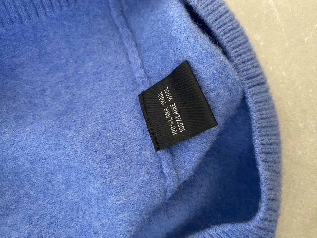 Maglioni & Felpe: Rollkragen Wollpullover, Gr. S, Himmelblau – Usato da Hünenberg See venduto da lar_9zjk 1