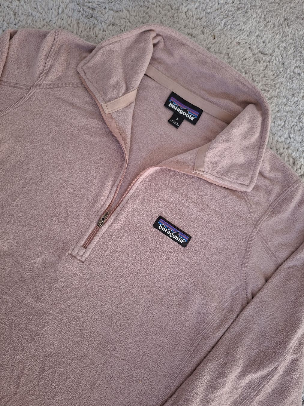 Patagonia Pullover & Sweatshirts: Pull Patagonia rose fermeture éclair taille S  – Gebraucht aus Renens VD von ser_j2fn 1
