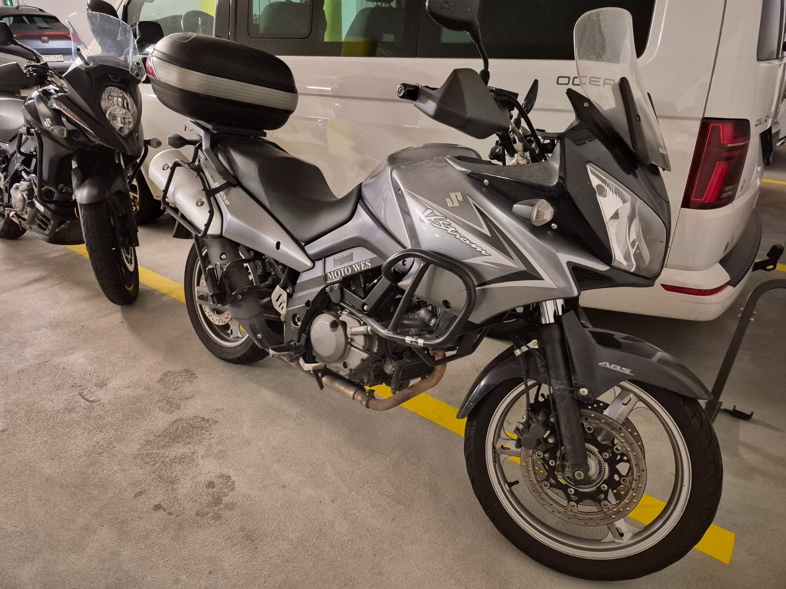 Suzuki Touring: Suzuki V-Strom DL 650 – D'occasion à Waltenschwil par Hoipfnuesel