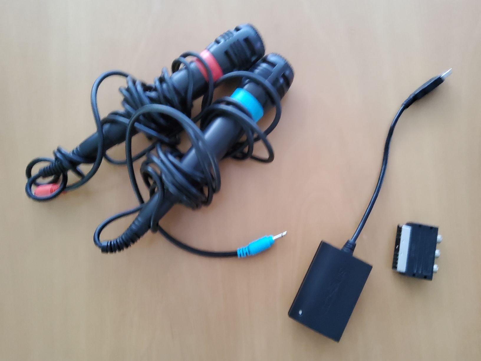Sony Giochi: PS2 -Singstar-Set – Usato da Oberwangen b. Bern venduto da rol_p5g6 1