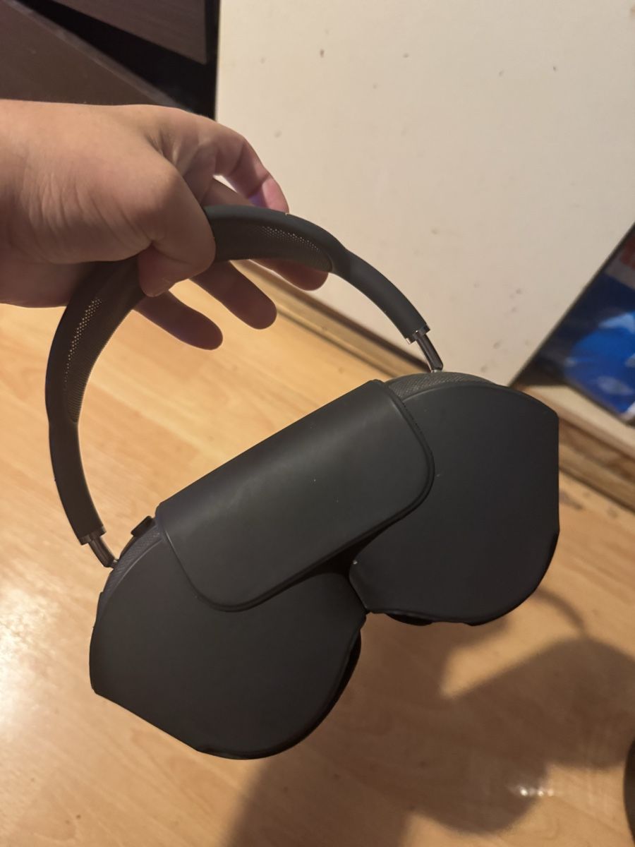 Apple Cuffie: Air Pod Max – Usato da Aarau venduto da da_jov