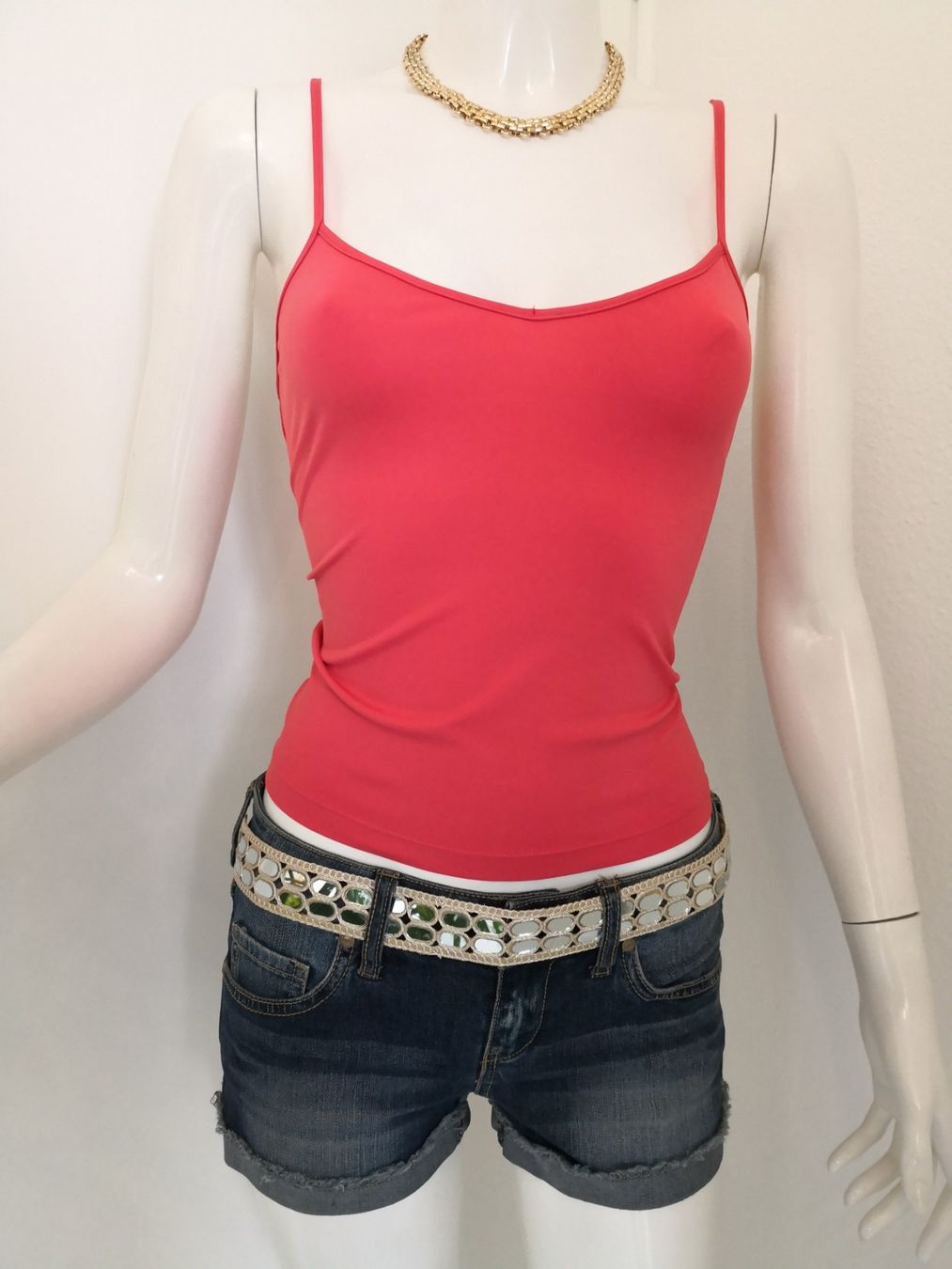 Mango Top: 🤩MANGO TOP CORALL GLÄNZIG – Nuovo (secondo la descrizione) da Olten venduto da Naja-Twins-Twins 4