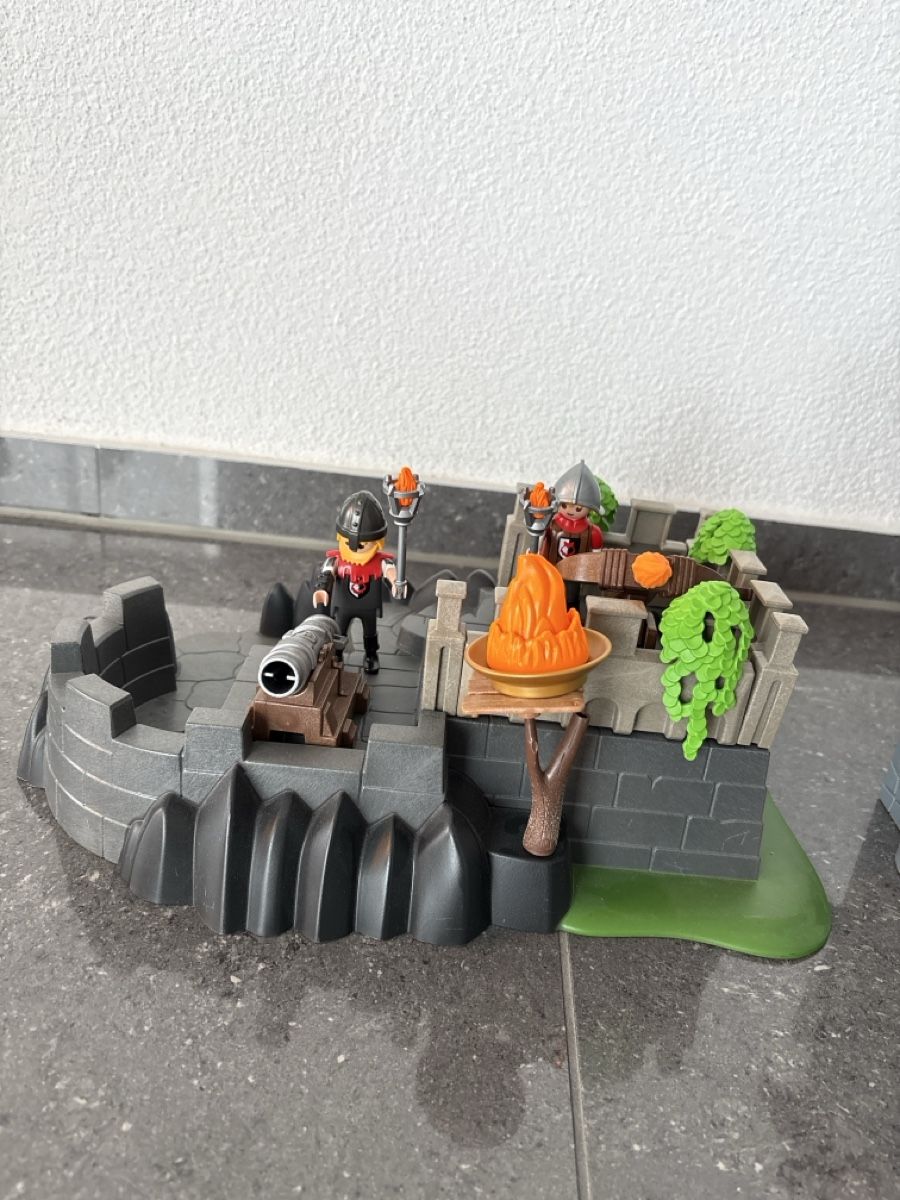 Playmobil Giocattoli: Ritterburg Playmobil – Usato da Ettiswil venduto da Zemp86 2