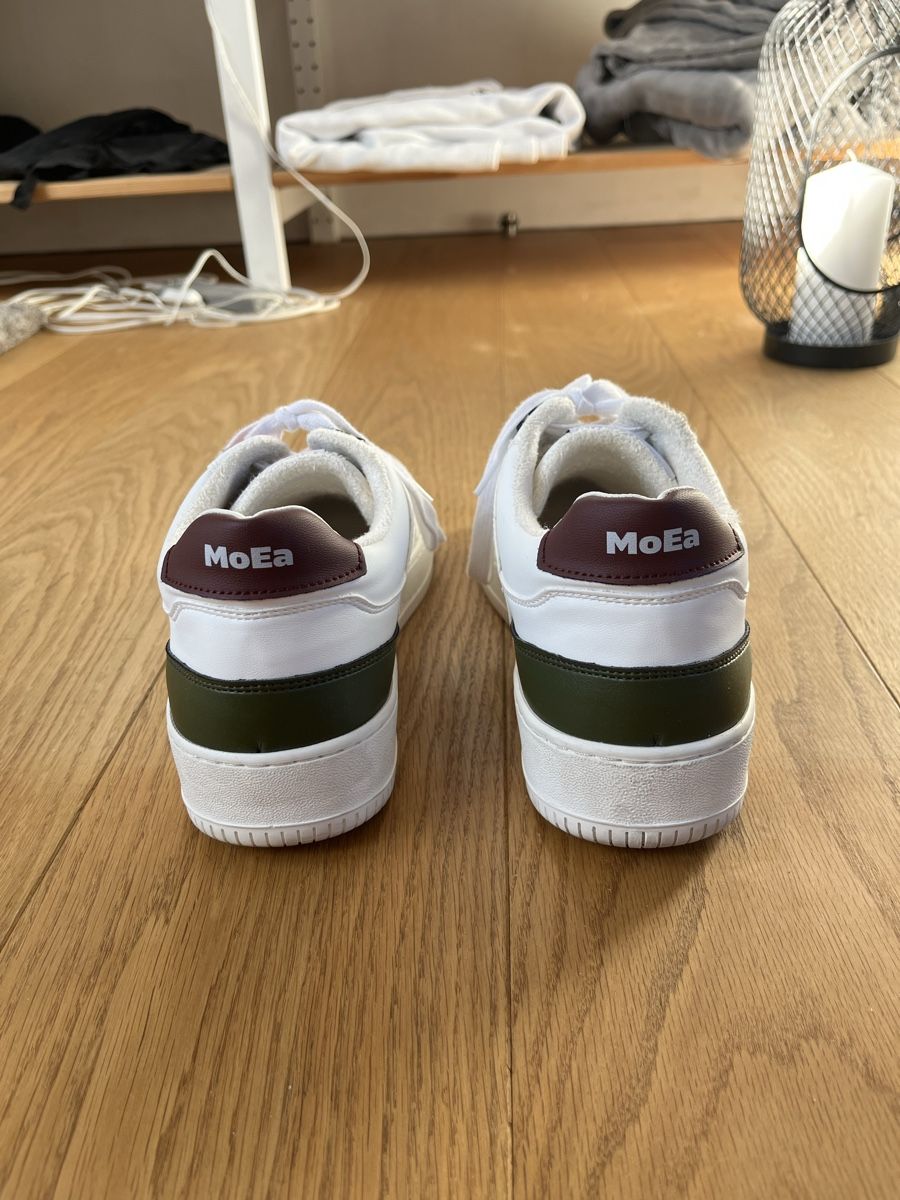 Moea Herrenschuhe: MoEa Sneaker weiss Gr. 44 – Neu (gemäss Beschreibung) aus Kilchberg ZH von jeanne.00 2