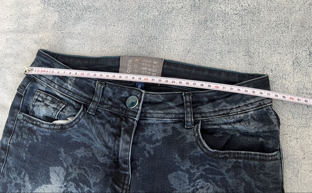 Cecil Jeans: Cecil Jeans Floral Print Gr. 27 – Nuovo (secondo la descrizione) da Gümligen venduto da caron__ 4