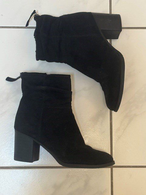 Damenschuhe: Stiefelette – Gebraucht aus Wilen b. Wollerau von Andrea13