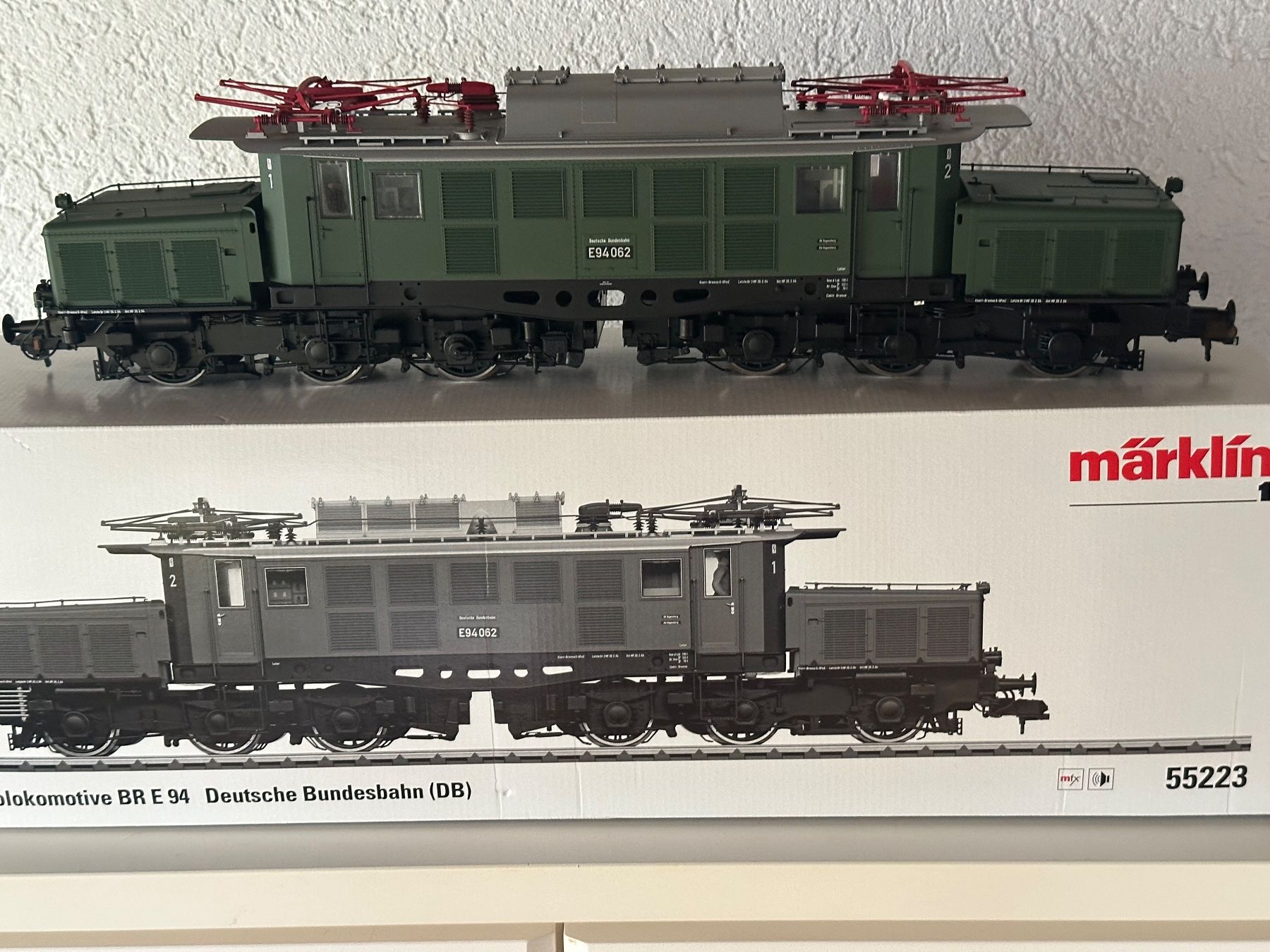 Märklin Modellini di ferrovie: Märklin Spur 1  55223 DB E-Lok E 94 – Usato da Aarburg venduto da flacon05