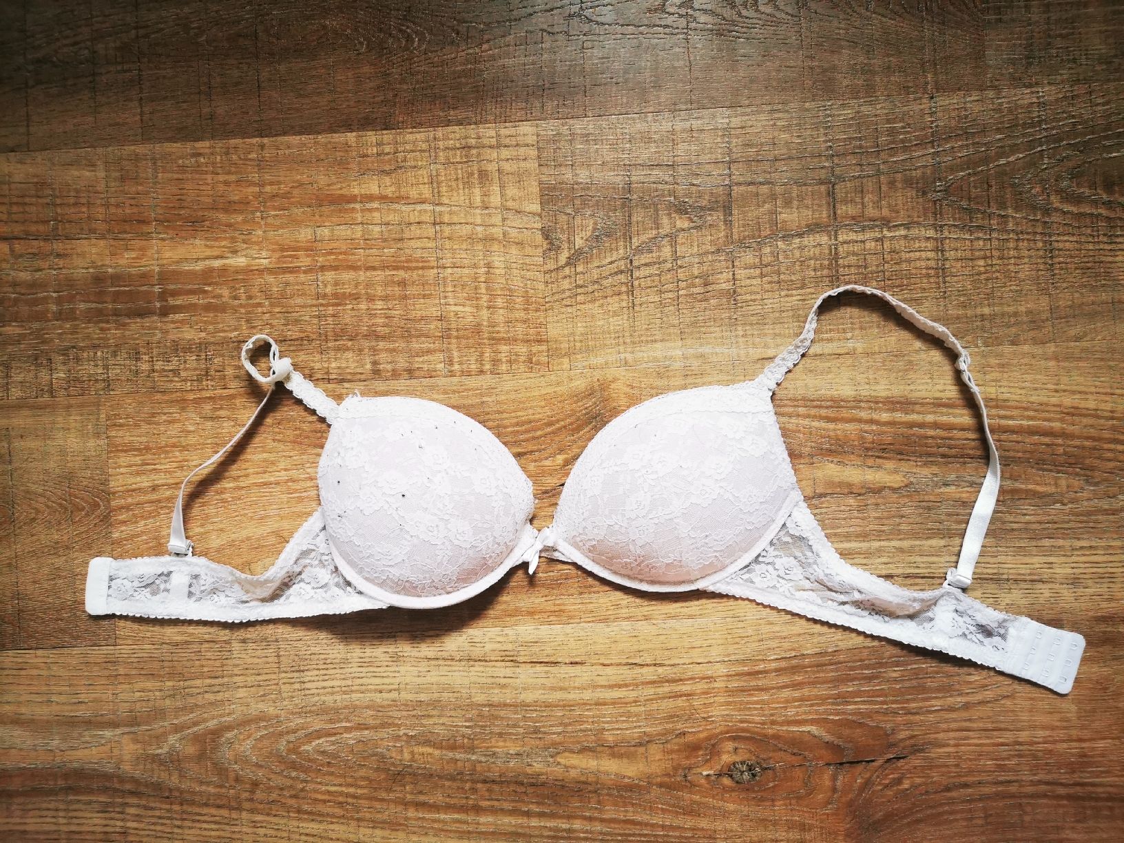 Sonstige Unterwäsche: Sehr schönes Spitzen-Bustier Weiss Gr. 80D - Sommerlich – Gebraucht aus Balsthal von Leila_Luna
