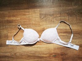 Sehr schönes Spitzen-Bustier Weiss Gr. 80D - Sommerlich