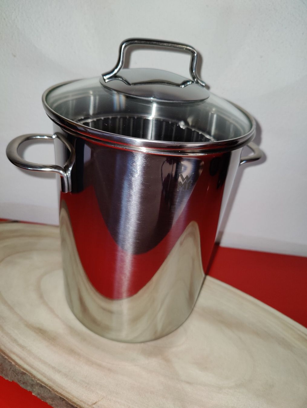 WMF Pentole: WMF Spargel & Pasta Topf m. Deckel & Sieb Top – Nuovo (secondo la descrizione) da Bachenbülach venduto da annesee