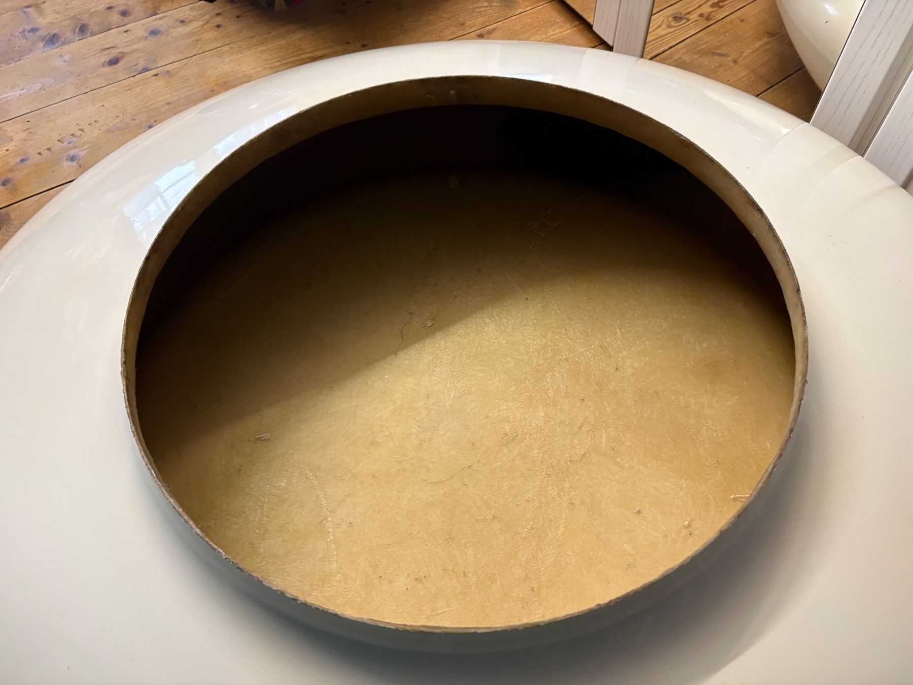 Tavoli: Astarte Ufo Couchtisch Space Age – Usato da Regensdorf venduto da Nessi1974 9