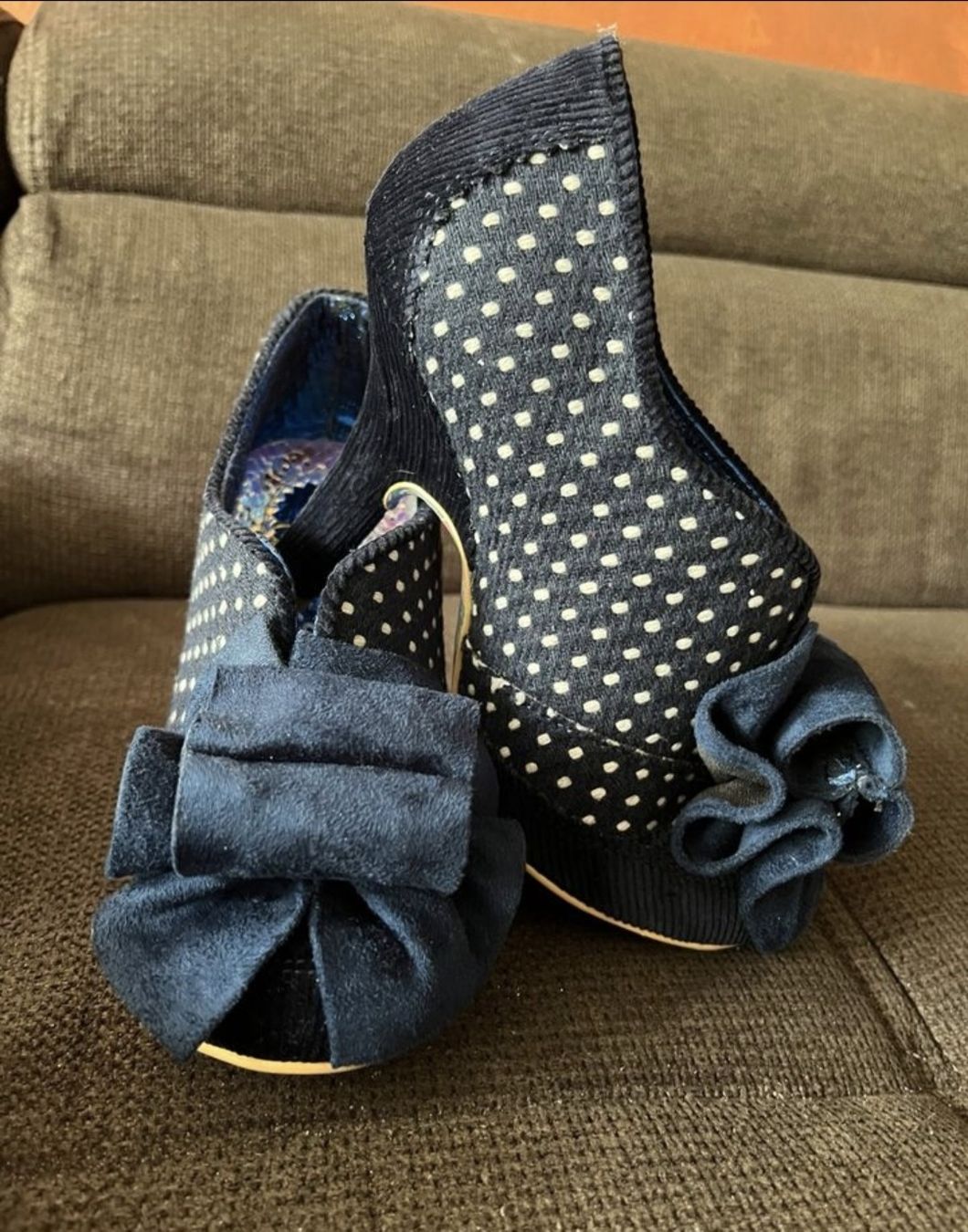Scarpe da donna: Irregular Choice Pumps Schuhe Hook 37 – Usato da Wynigen venduto da La_Talpa 1