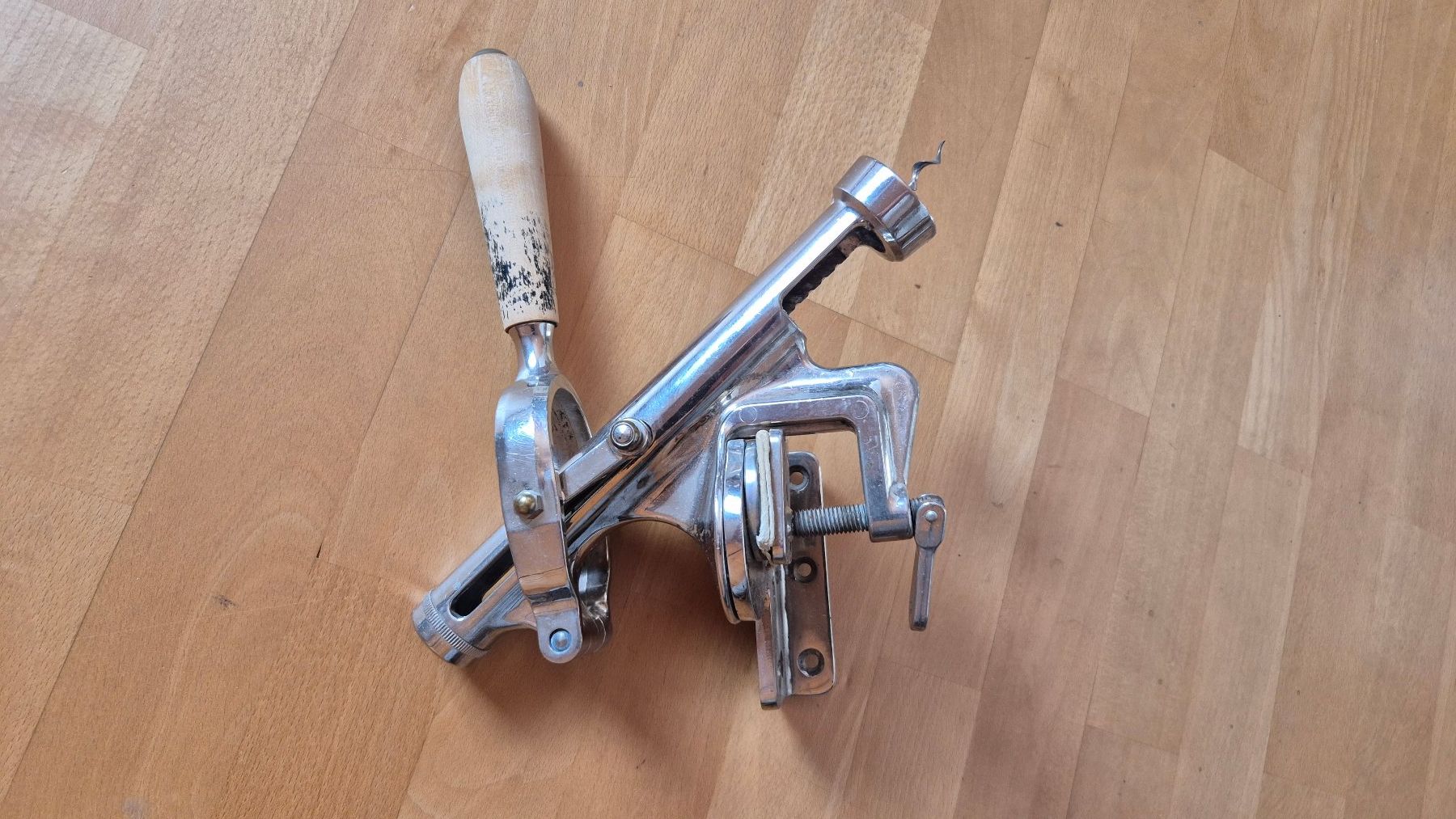 Tire-bouchons & Bouchons: Zapfenzieher – D'occasion à Wetzikon ZH par Dancer75