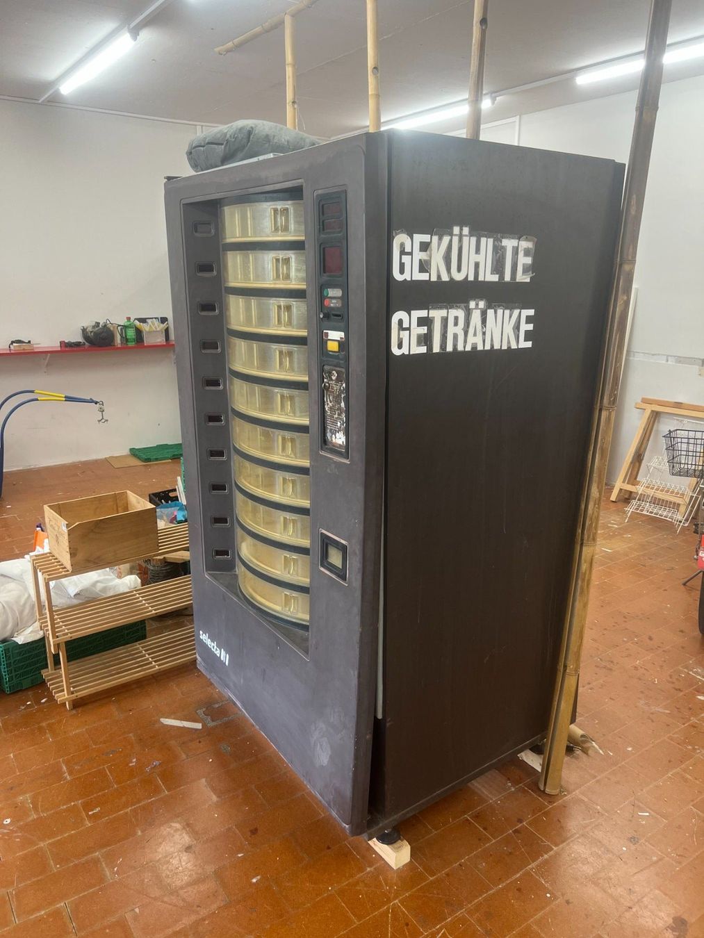 Selecta Sonstiges für die Gastronomie & Hotel: Selecta Automat – Gebraucht aus Basel von locolorenzo 1
