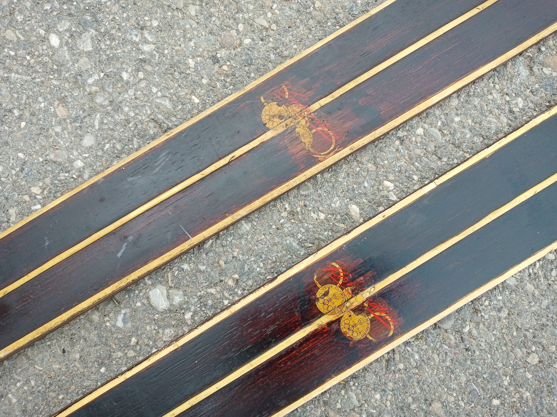 Skis: Ski, alte Holzski – Gebraucht aus Prez-vers-Siviriez von Monija70 3