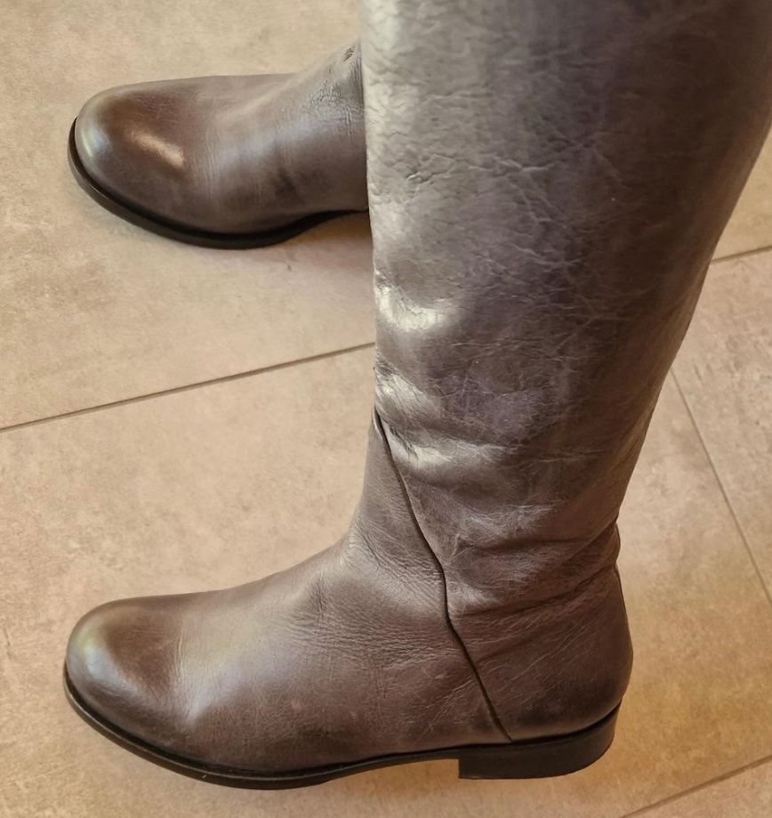 Scarpe da donna: Graue Echtlederstiefel Größe 38 – Nuovo (secondo la descrizione) da Perlen venduto da b.b10