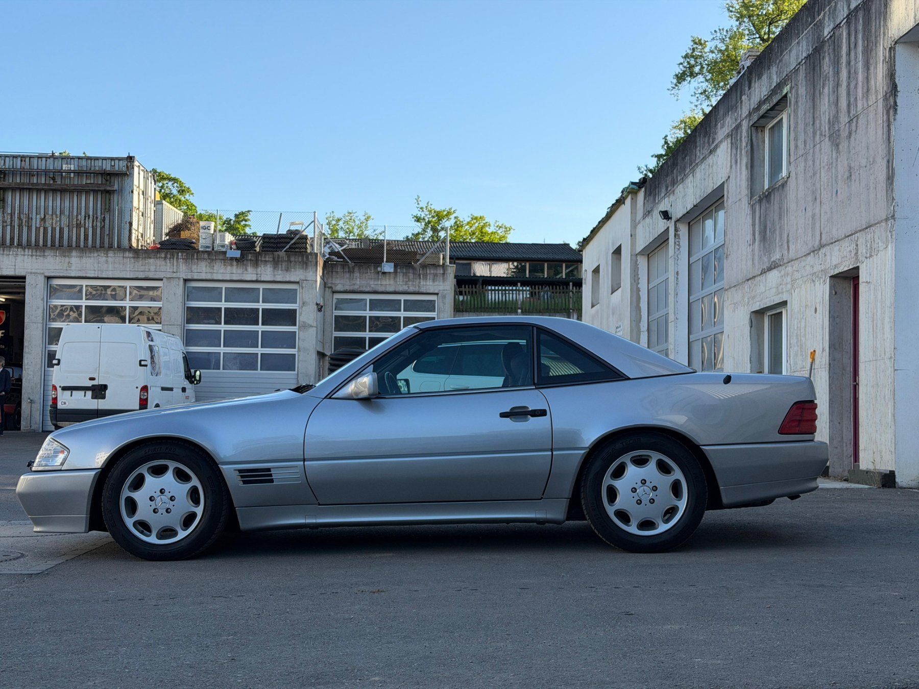 Mercedes-Benz Automobili: Mercedes SL 320 Cabrio – Usato da Dachsen venduto da my19 1
