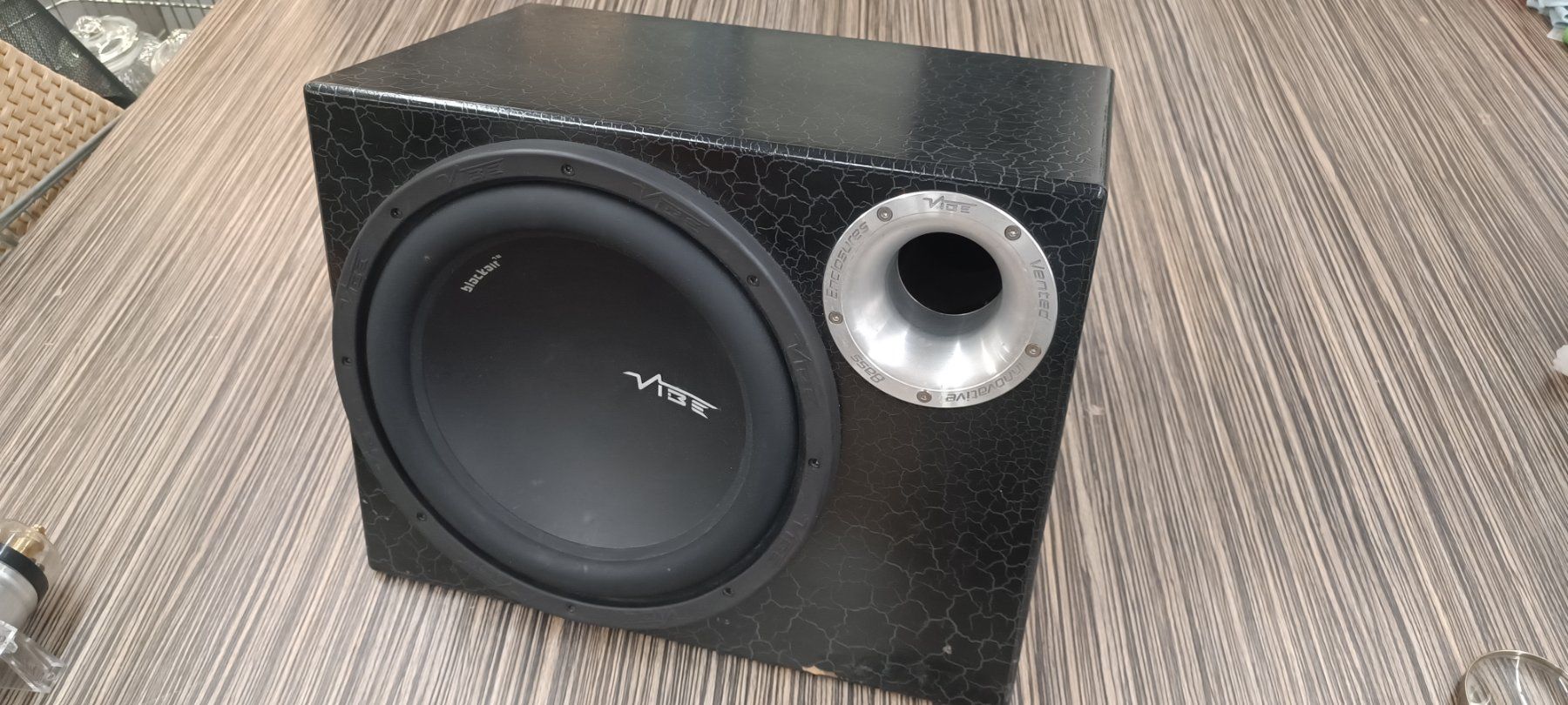 Casse acustiche: Vibe CBR 12 Subwoofer 700W – Usato da Reiden venduto da Zofi-Brocki