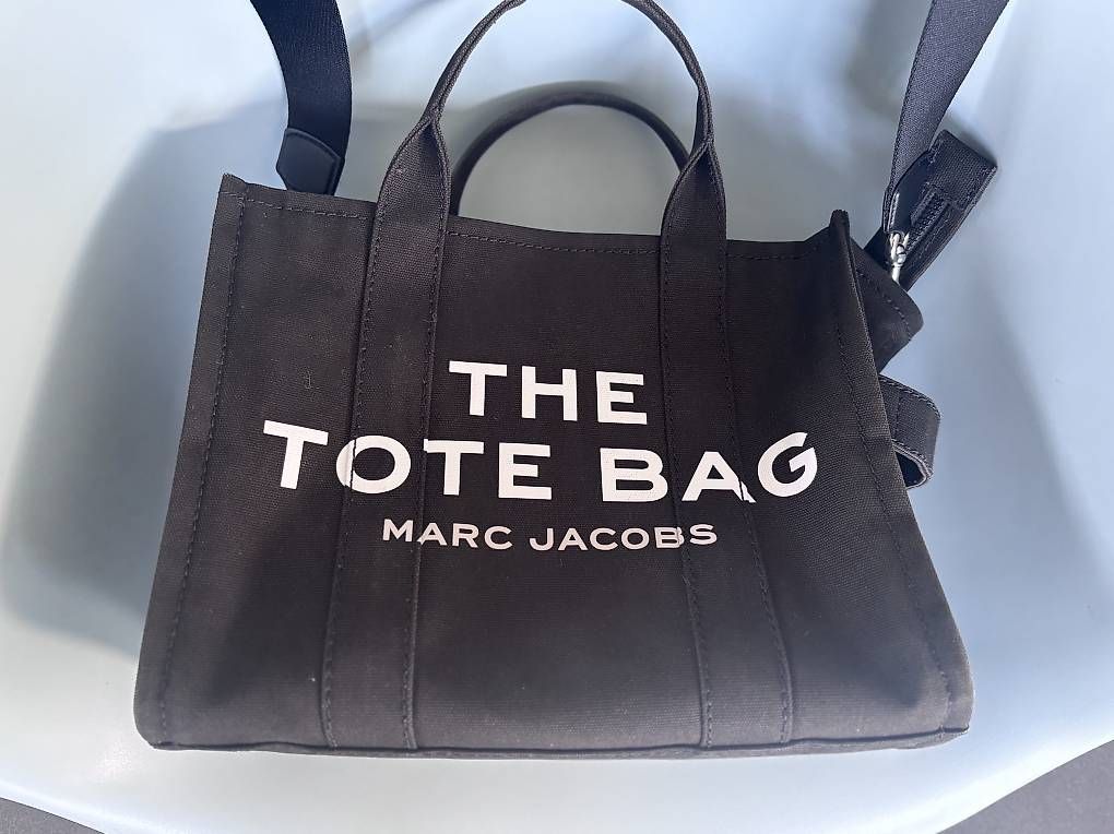 Sacs femmes: Marc Jacobs Medium Bag – D'occasion à Itingen par grapri