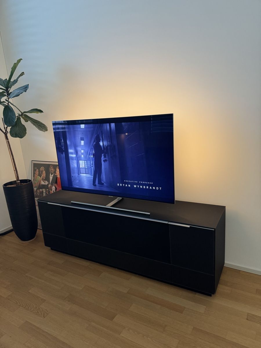 Interio Mobili TV: Soundboard schwarz 180x60x43 – Usato da Zürich venduto da klapezu