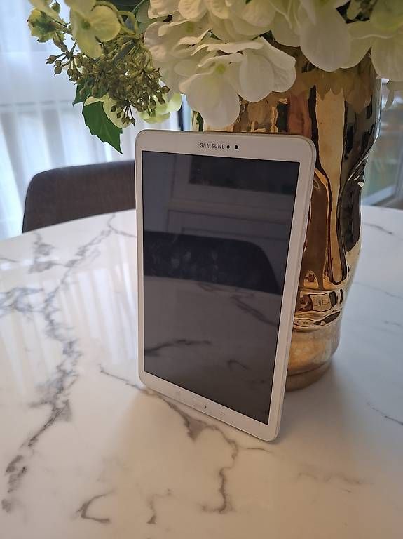 Samsung Tablet PC: Tablette Samsung A6 avec clavier – Usato da Chavannes-Renens venduto da Mfora