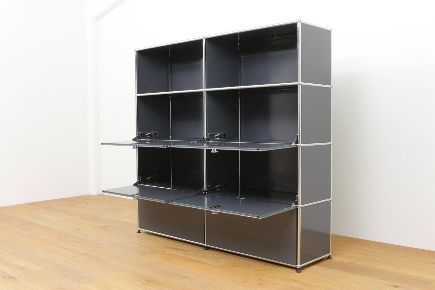 USM Scaffali: USM Haller Regal Anthrazitgrau – Nuovo (secondo la descrizione) da Affoltern am Albis venduto da StudioStandard 3