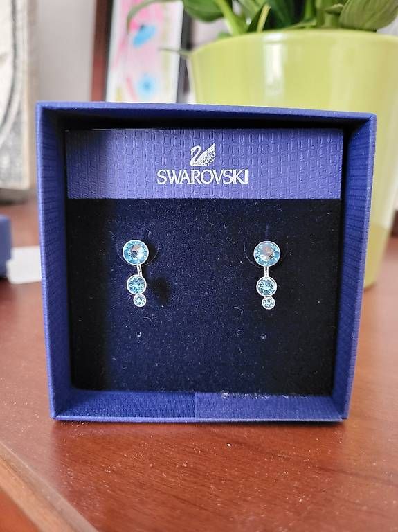 Swarovski Orecchini pendenti & Orecchini a lobo: Orecchini Swarovski (4 paia) – Usato da Sonvico venduto da nuvola04 1