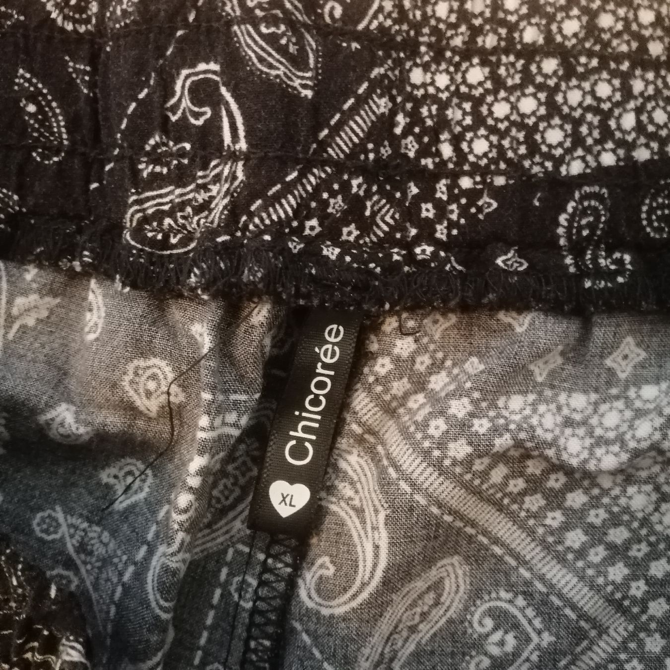 Pantaloni: Kurze Sommerhose Gr. XL, – Usato da Büsserach venduto da Zimtstaernli19 3