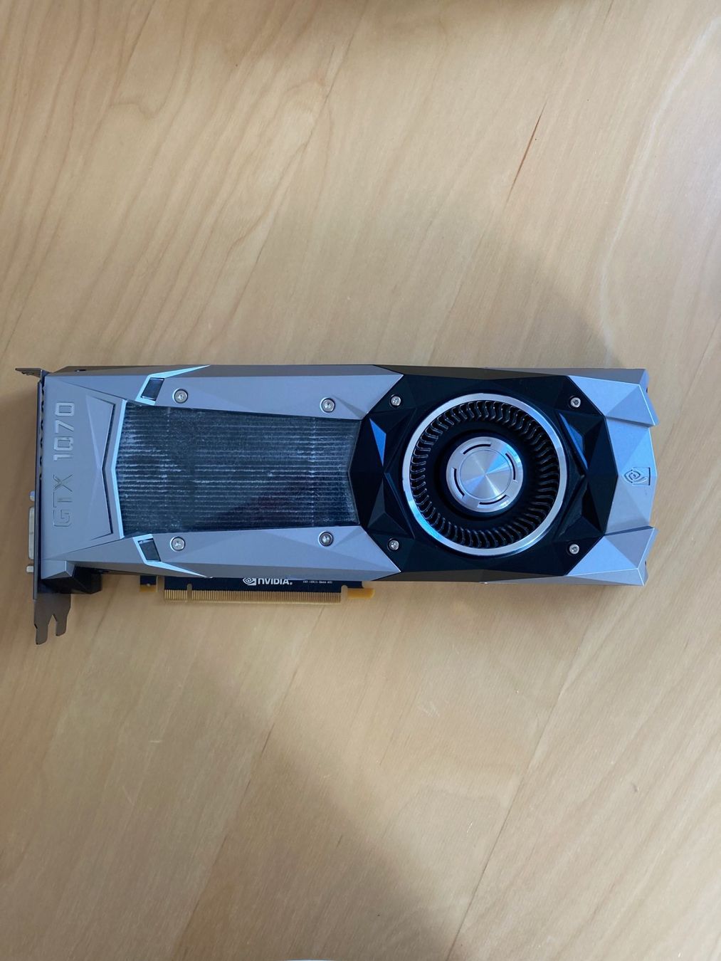 Nvidia Grafikkarten: NVIDIA GeForce GTX 1070 Founders Edition – Gebraucht aus Oberwil BL von Phibus