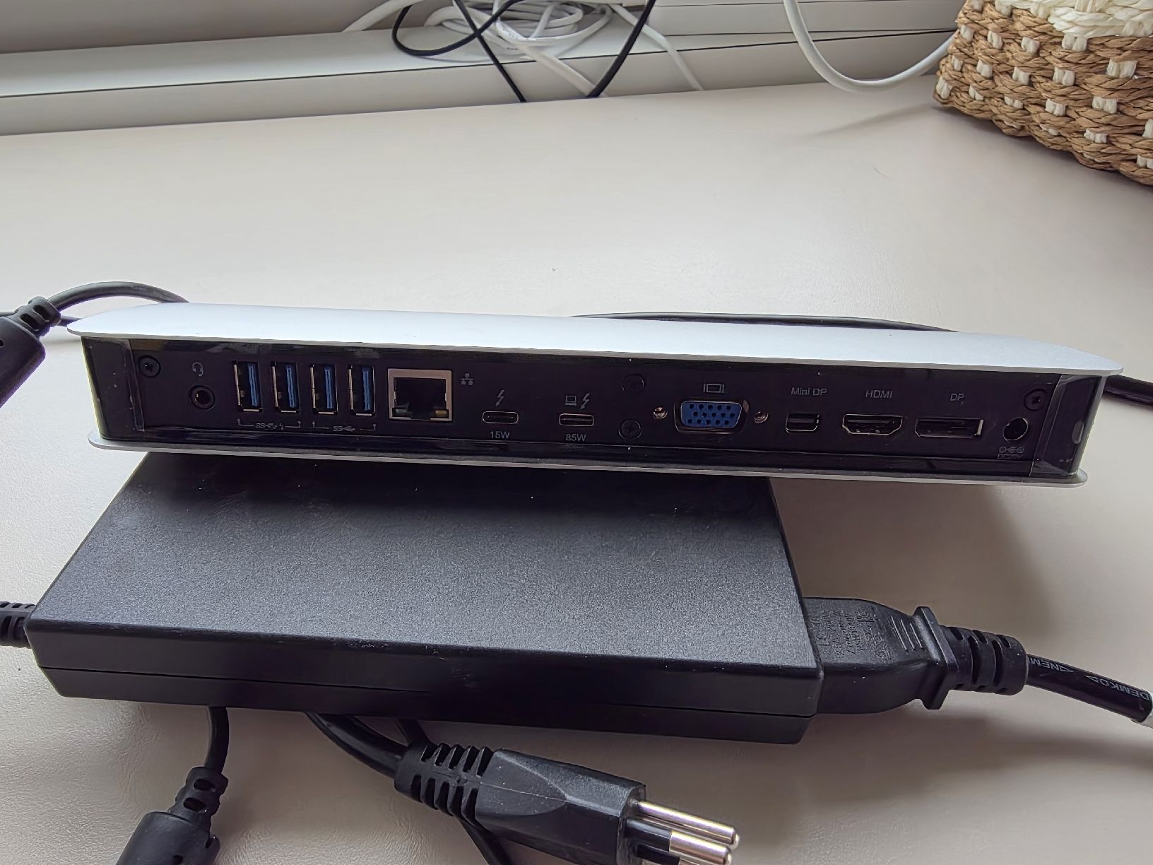 Dockingstation: IcyBox thunderbolt 3 dock station – Gebraucht aus Biberist von Volo28 1