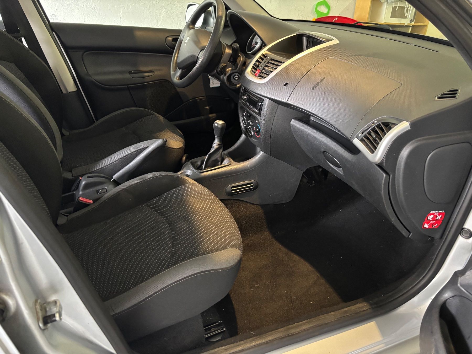 Peugeot Autos: Peugot 206+ 1.4 Trendy – D'occasion à Binz par mar_h798 1