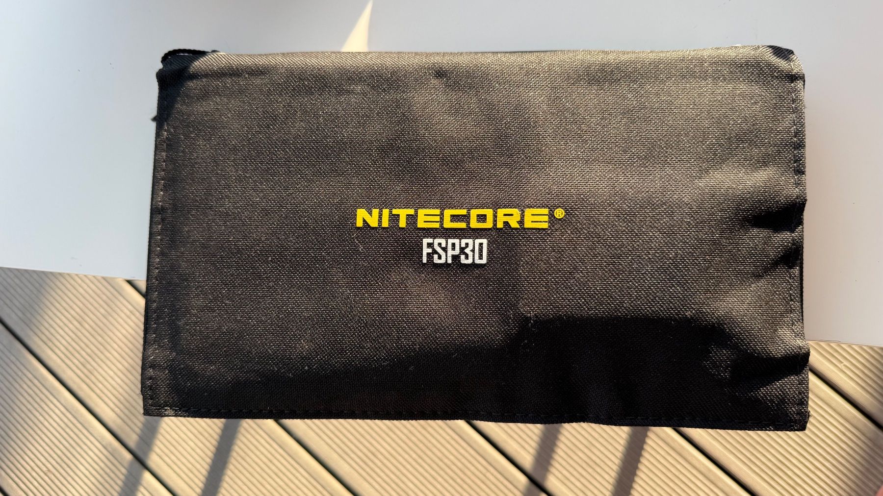 Panneaux solaires: Nitecore FSP30 Solarpaneel gebraucht – D'occasion à Geuensee par luuser12