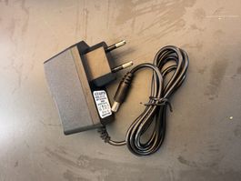Steckernetzteil, 12 W, 12 V, 1 A - Typ JCY-1210