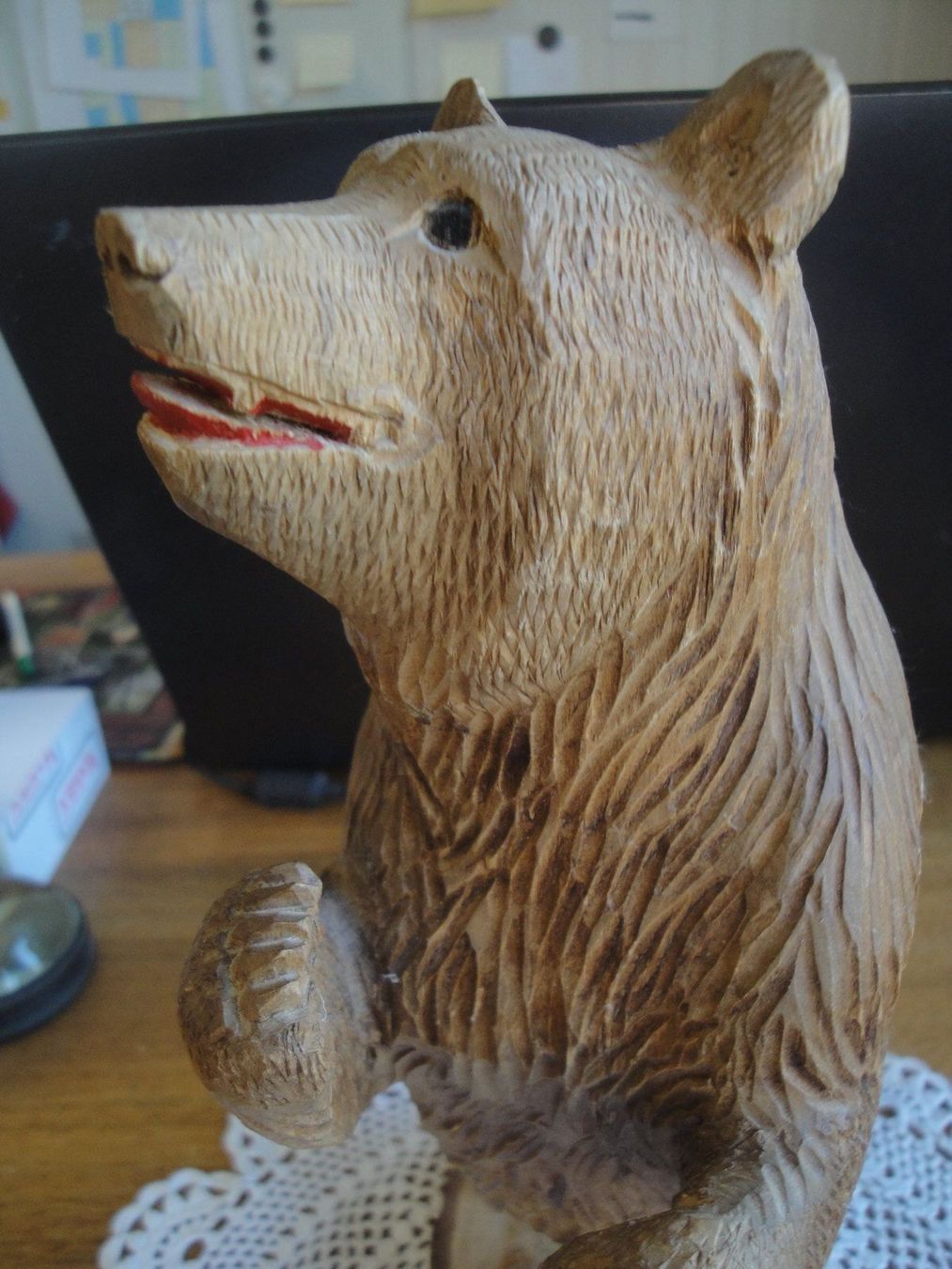 Articoli in legno: Bär Massivholz geschnitzt 25,5cm – Usato da Trachslau venduto da post35 1