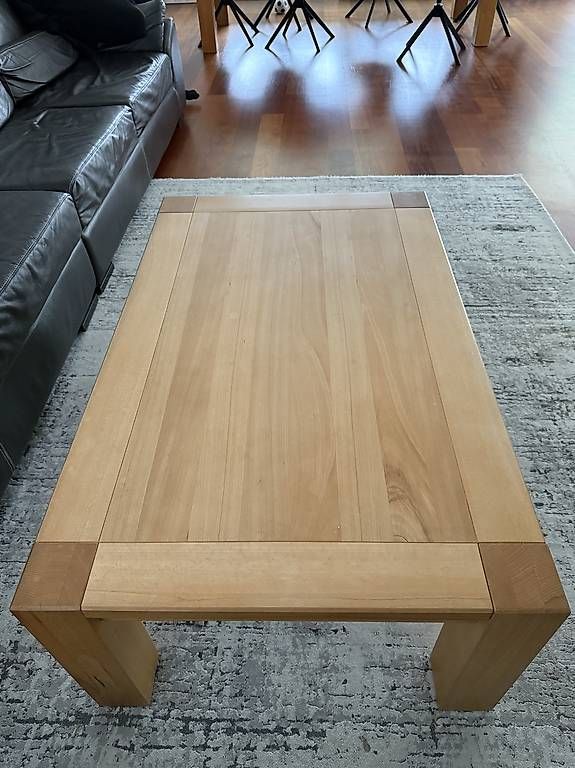 Tables: Massiver Couchtisch – D'occasion à Eglisau par Babali 2