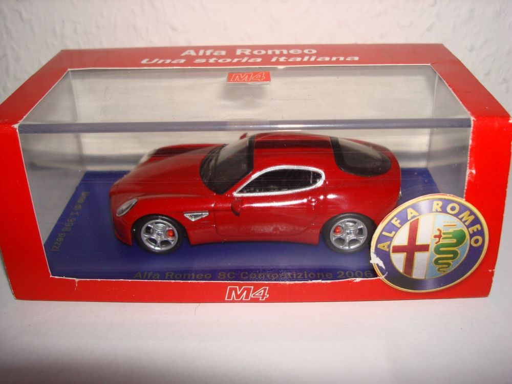 ルックスマート1/43 アルファロメオ 8C Competizioneミニカー