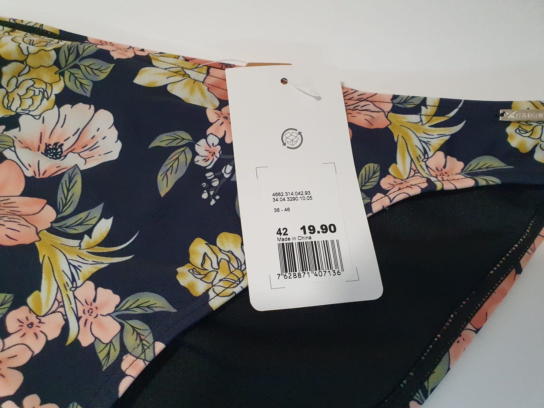 Badekleider & Bikinis: Damenbikinihose Extend Größe 42, XL – Neu und originalverpackt aus Genève von Pandinet 2