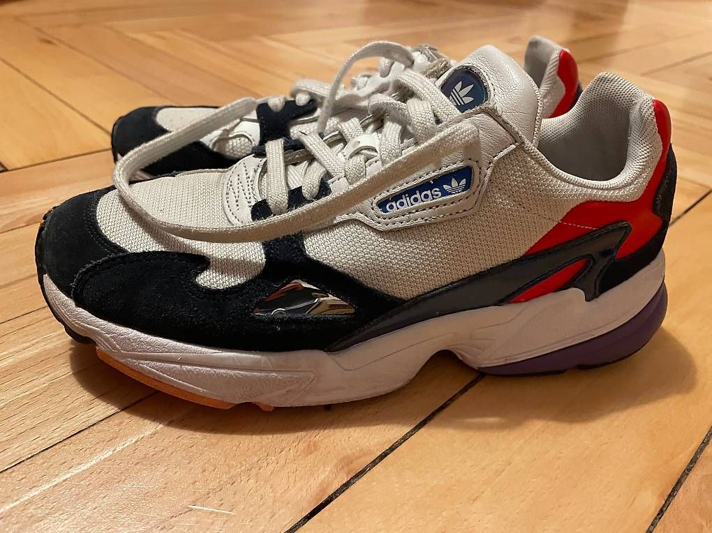 Adidas Scarpe da uomo: adidas Turnschuhe Grösse 40.5 – Usato da Zürich venduto da Babettepaula 1
