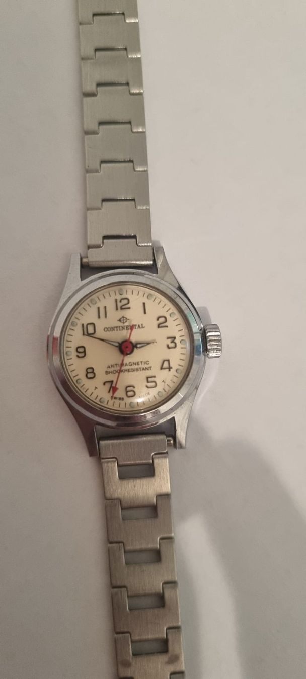Continental Orologi: Continental Damenuhr, Vintage Still – Usato da Basel venduto da Dawid1713