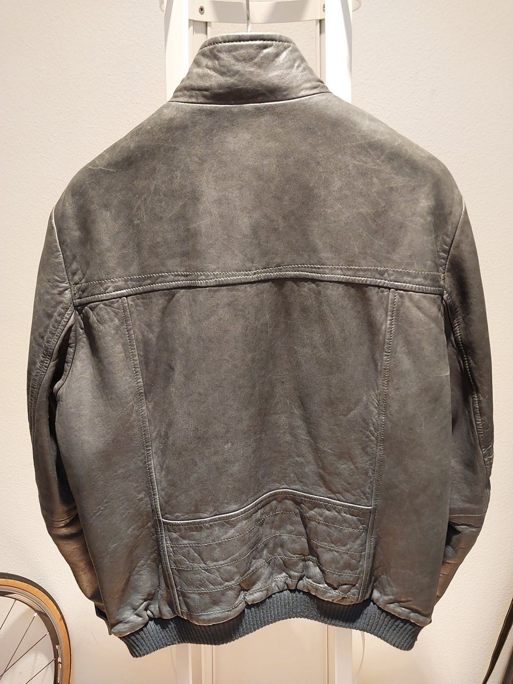 Hugo Boss Jacken: BOSS Orange Lederjacke - Gr 48 - ungetragen – Neu (gemäss Beschreibung) aus Zug von ciceroni 7