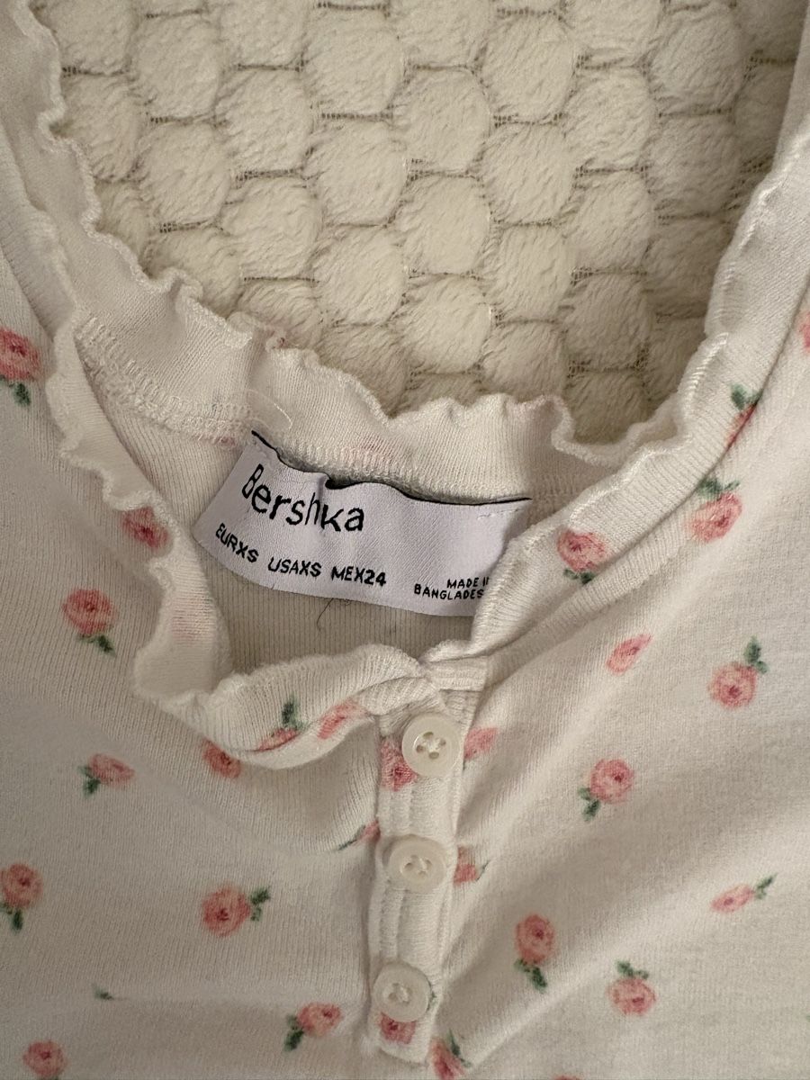 Bershka Top: top - Bershka - XS – Usato da Lausanne venduto da ary_t6x7 1