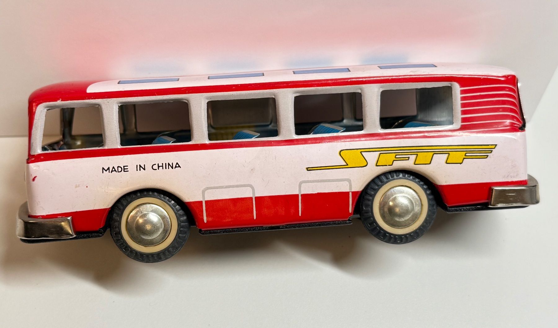 Modellini d'auto: Car en tôle lithographiée de SFTF – Usato da Denges venduto da peumens 6