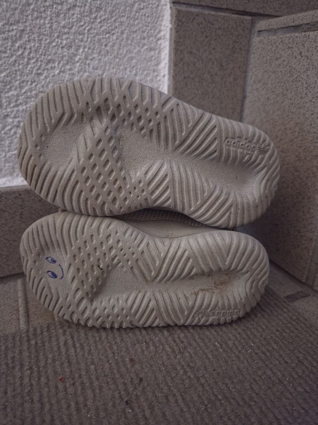 Adidas Schuhe für Jungen: Adidas Original Tubular Shadow – Neu (gemäss Beschreibung) aus Villars-sur-Glâne von Thalimey 2