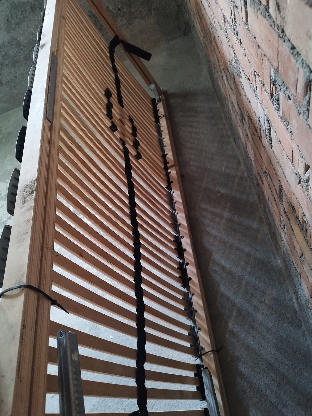 Reti a doghe: Lattenrost 90x200 cm  – Usato da Appenzell venduto da Bal.g 1