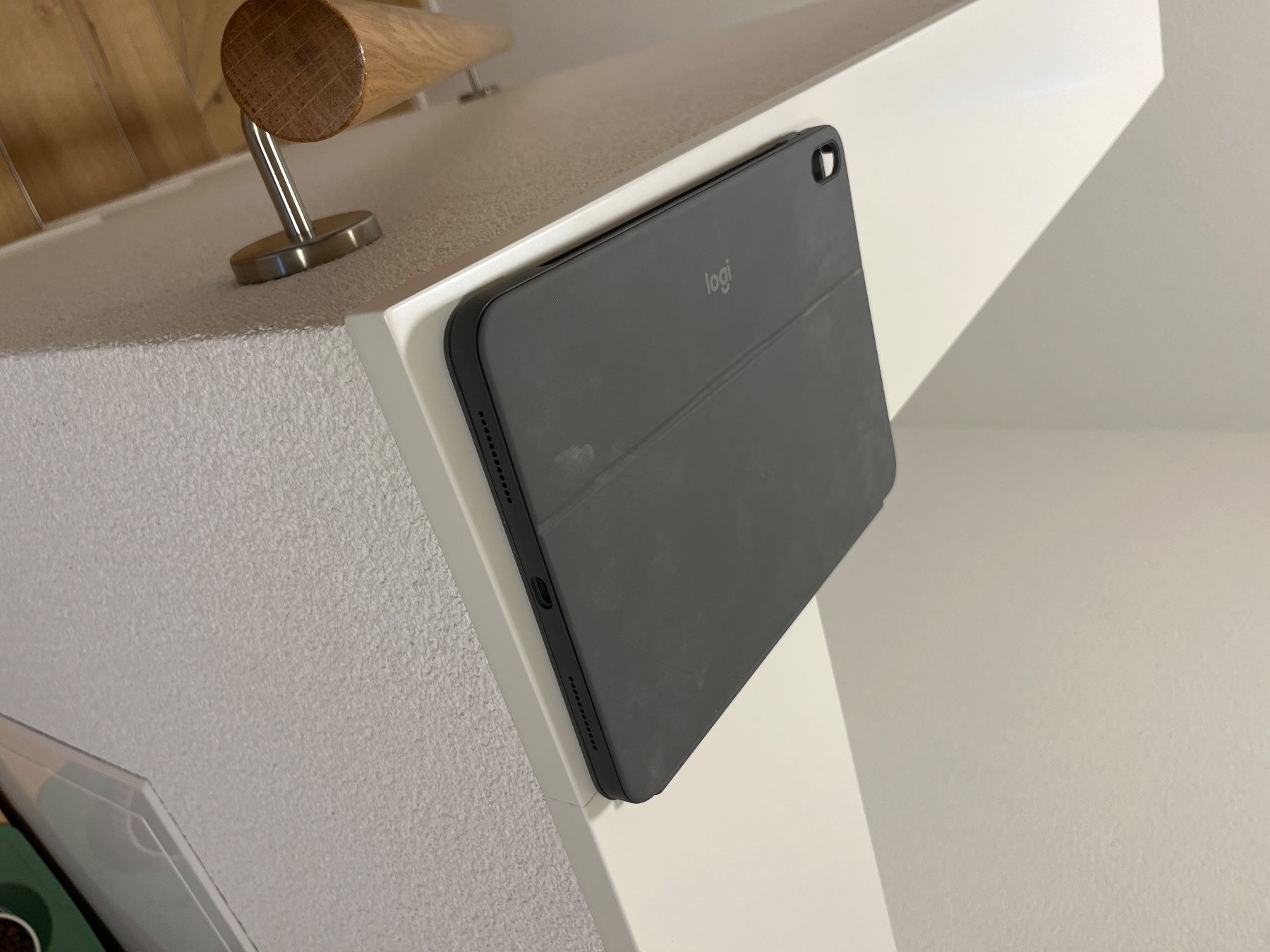 Logitech Tastiere: Logitech Ipad Hülle mit Tastatur – Nuovo e nell'imballaggio originale da Hubersdorf venduto da lyn_q92t 1