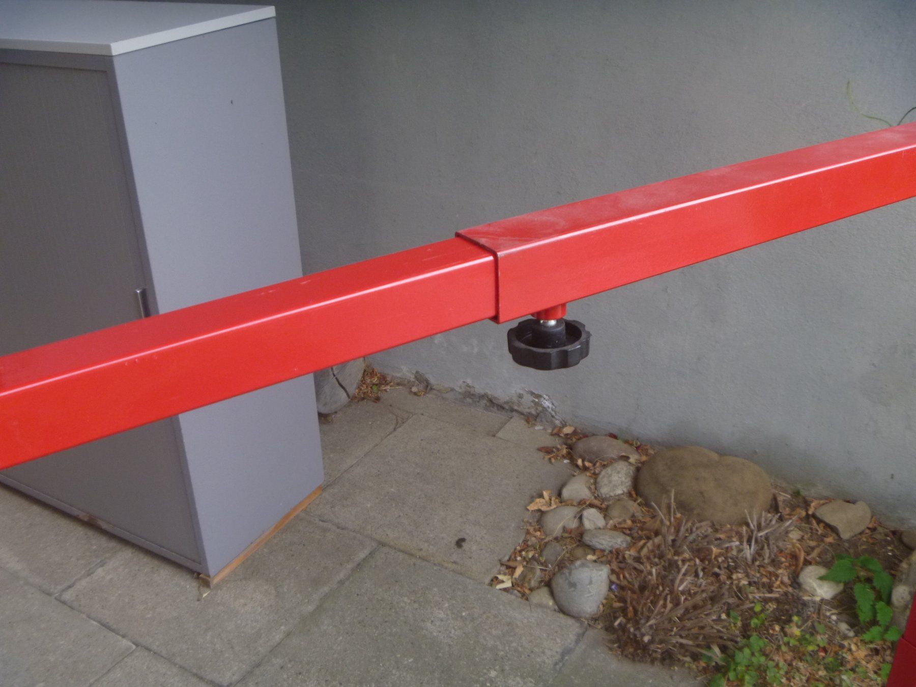Altro in Decorazioni & Accessori: Stahlböckli 2 dimensional verstellbar – Usato da Rüti ZH venduto da baumchen 3