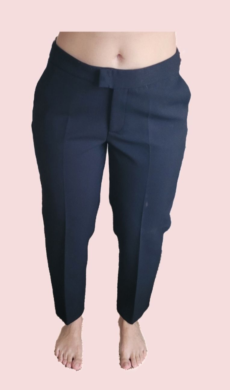 Zara Pantaloni: ZARA Pantalon noir Taille S – Nuovo (secondo la descrizione) da Genève venduto da Tanaa_12
